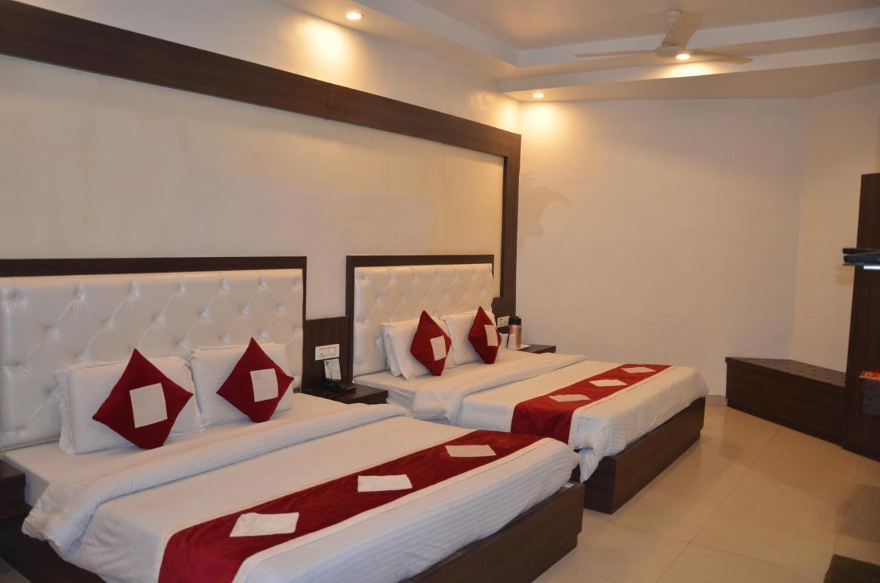 Hotel Krishna Katra  Exterior foto