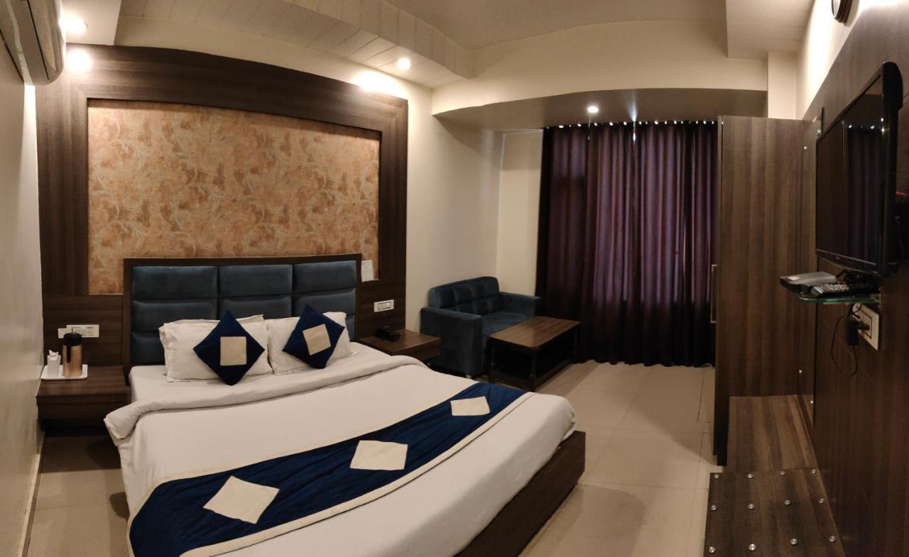 Hotel Krishna Katra  Exterior foto