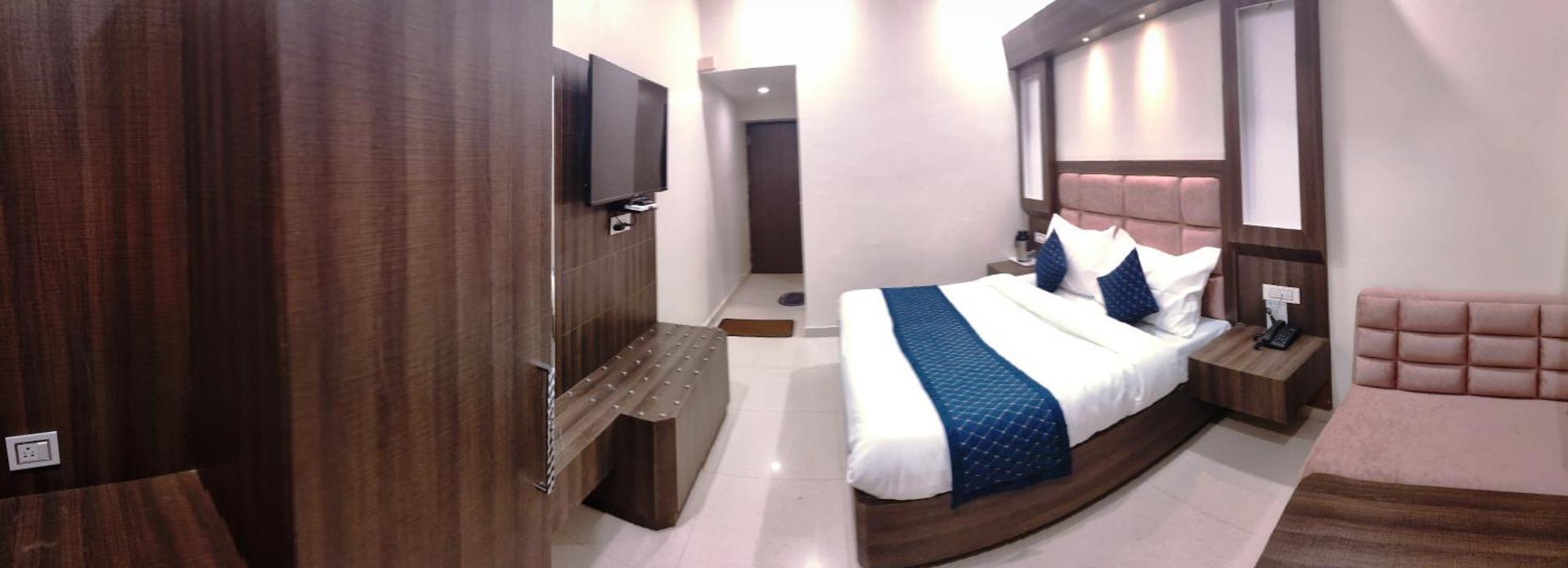Hotel Krishna Katra  Exterior foto